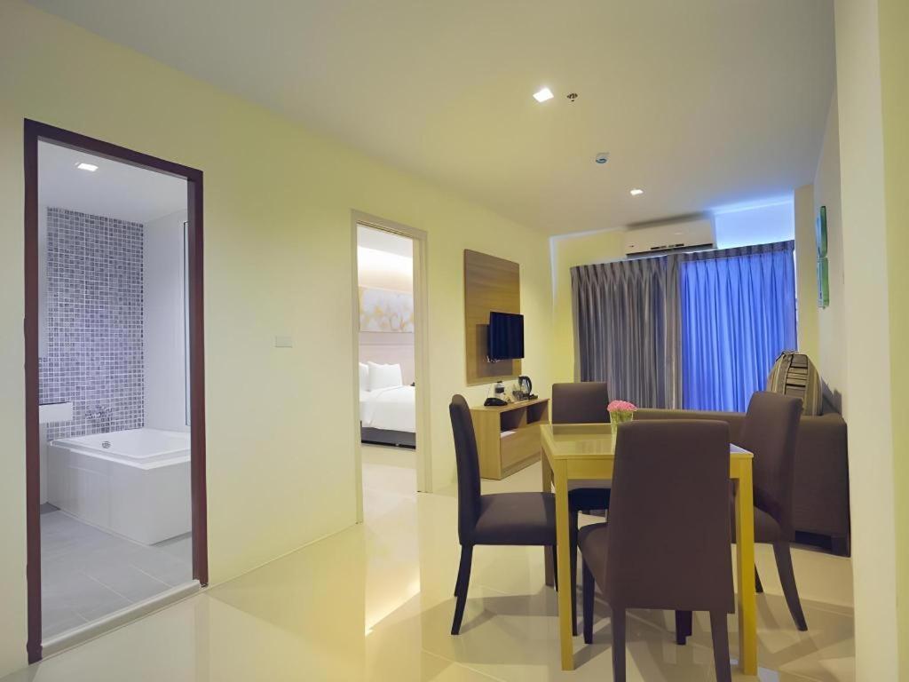 R-Con Hotel @ Siam Pattaya Exterior foto